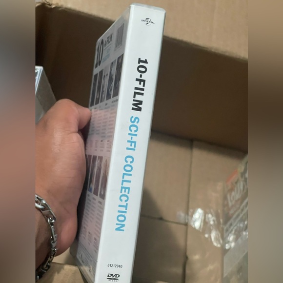 Universal 10-Film Sci-Fi Collection [DVD] - Picture 3 of 3